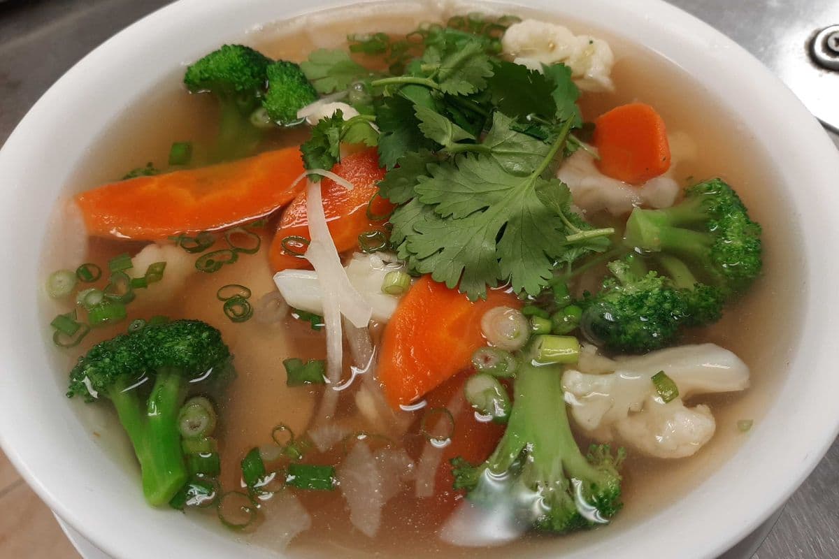 33. Vegetables Noodle Soup