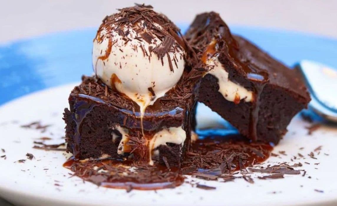 Smores Brownie Ala Mode (V)