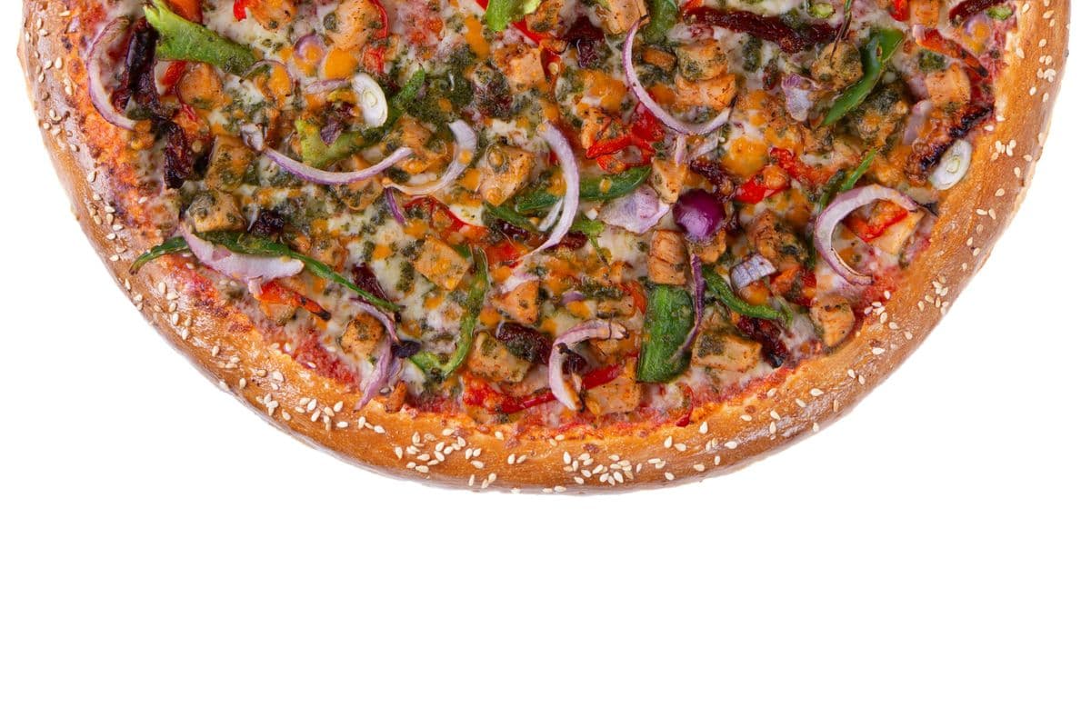 Medium Pesto Chicken Pizza