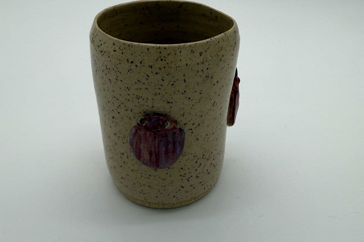 Triple bug tumbler