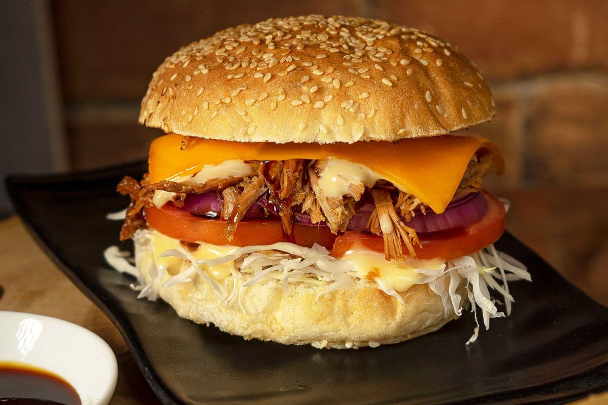 Burger with Braised Pork