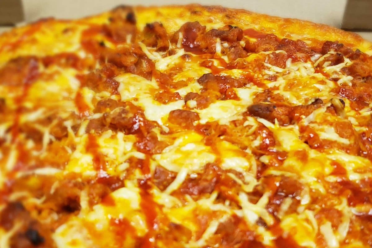 Small Buffalo Chicken Pizza