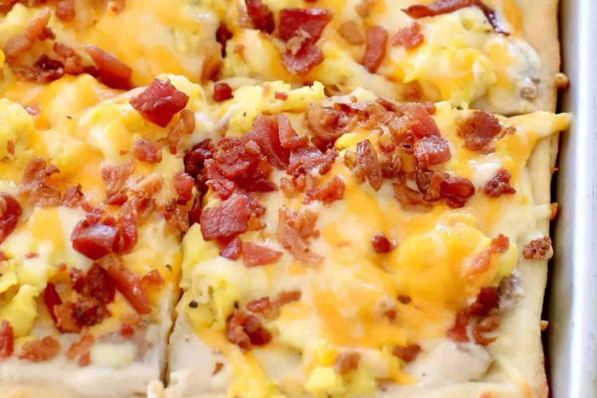 14" Large Breakfast pizza