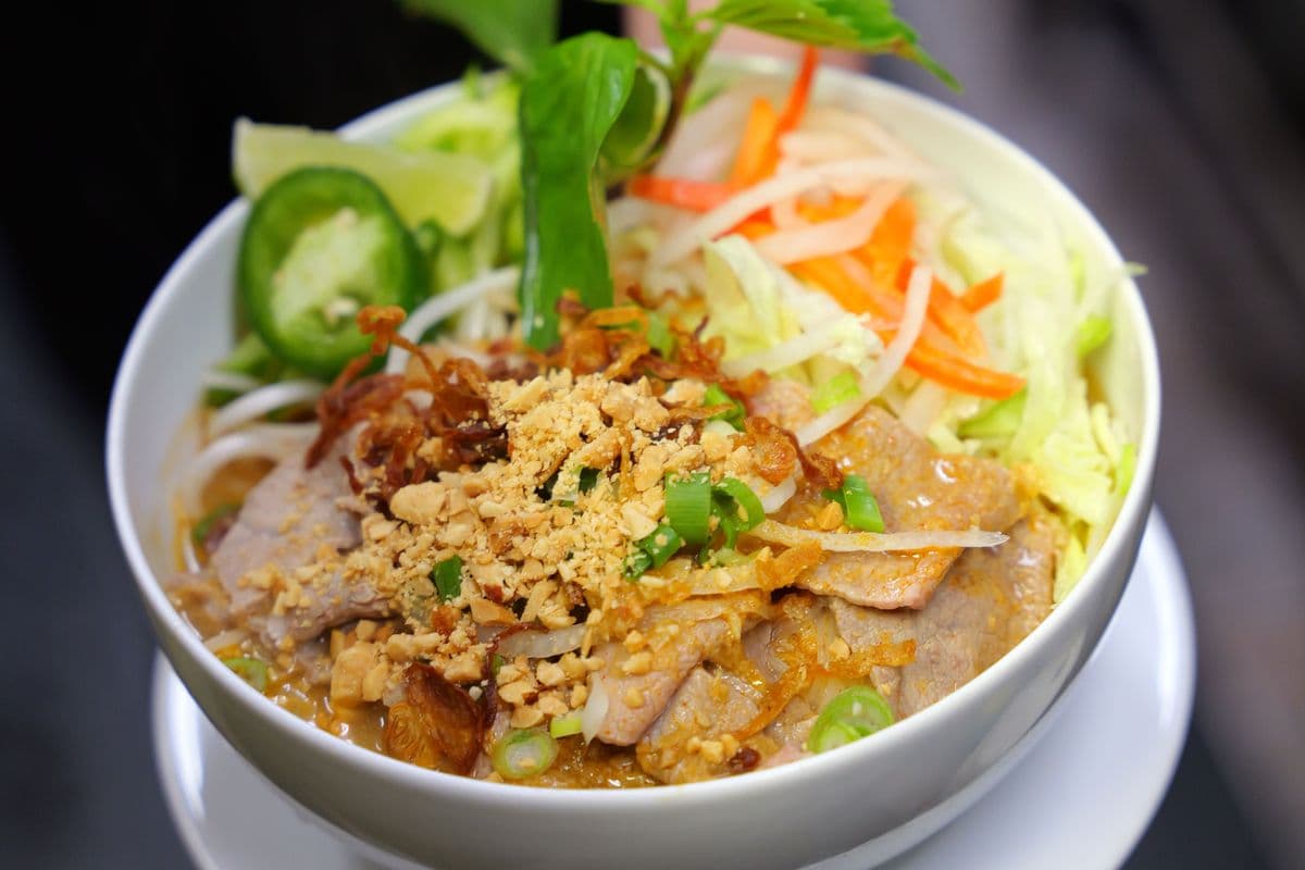 Can Tho Beef Satay Noodles (Hủ Tiếu Sa Tể)