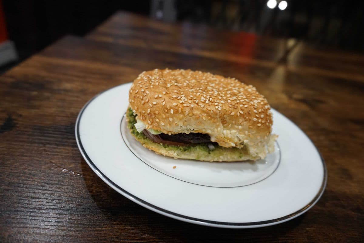 Grilled Veg Cheese Burger