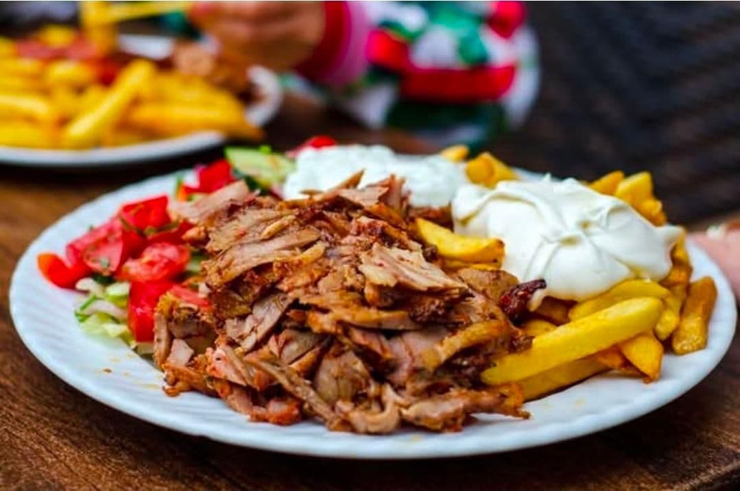One Piece Chicken Shawarma Dinner
