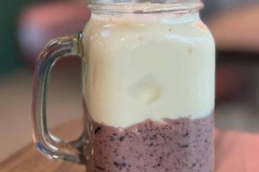 Z18. Organic Black Rice Milk (Cold) 有機紫米牛奶 (凍)