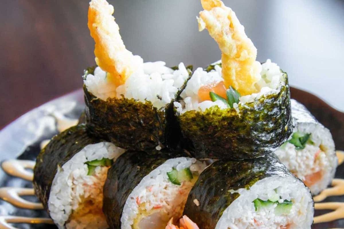 Dynamite Roll (9 pcs)