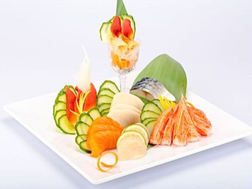 Plum Sashimi Combo(24pcs)