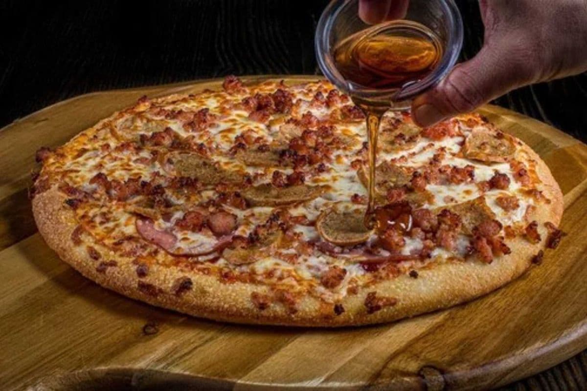 14" Lumberjack Pizza