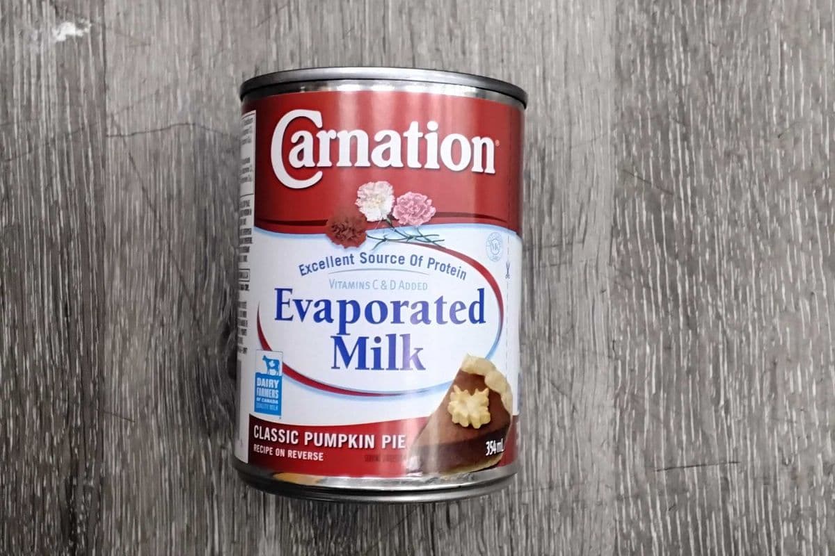 Carnation evaporated milk classic pumpkin pie (354ml)