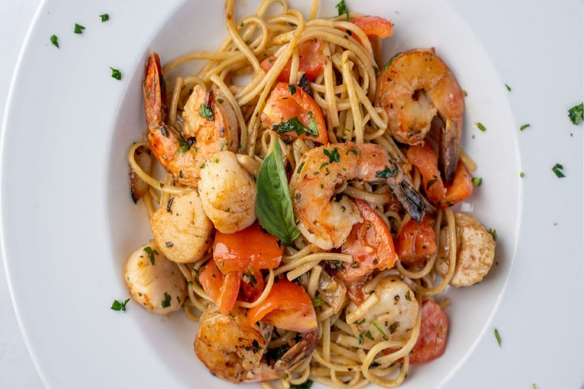 Shrimps and Scallops Diavolo