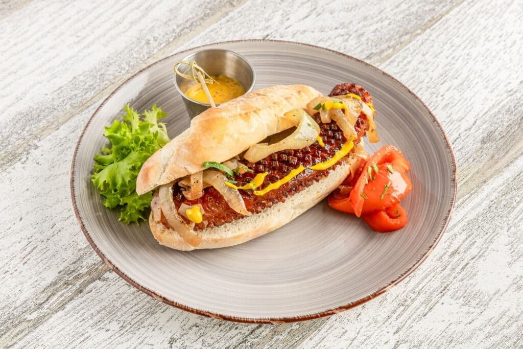Grilled Sausage / Fried Onions / Bun
