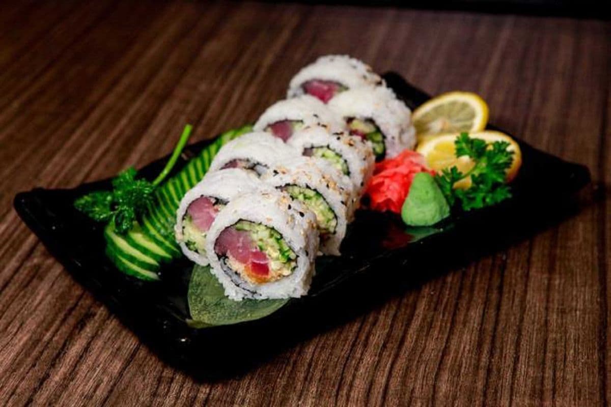 Spicy Tuna Roll (8 pcs)