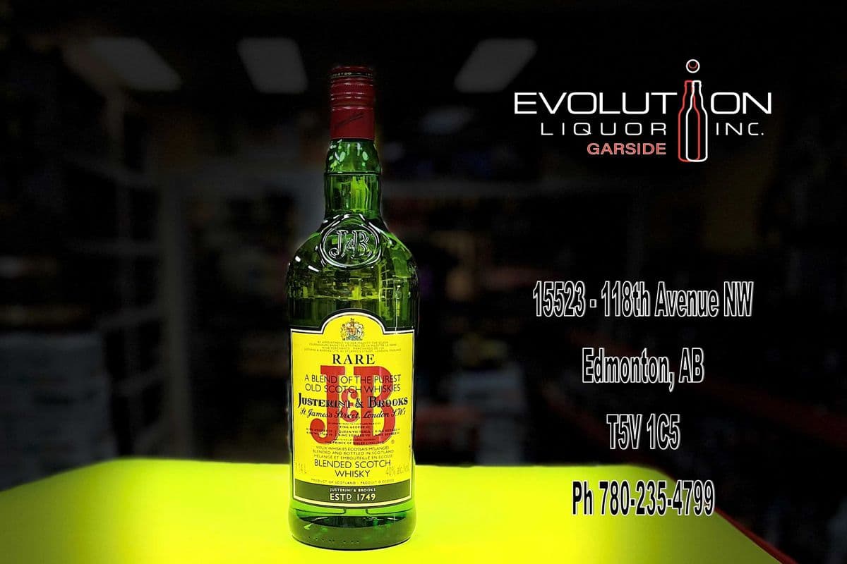 J & B Rare Blended Scotch Whisky 1140G (1 x 1.14L Glass Bottle)