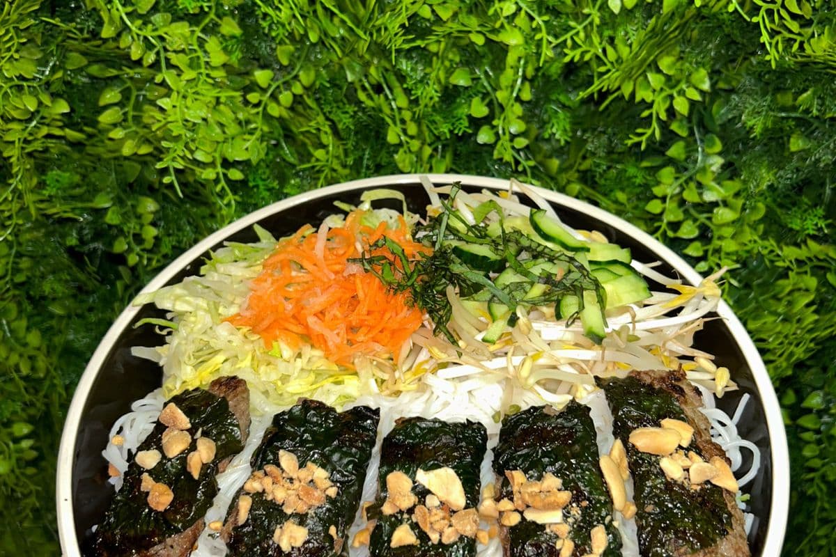 22. Grilled Beef Wrapped in Betel Leaf Vermicelli (Bun Thit Bo La Lot)