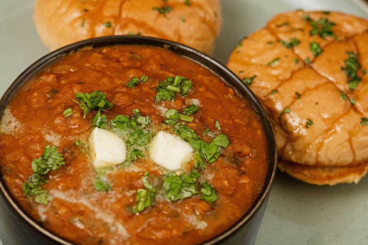 Butter Pav Bhaji