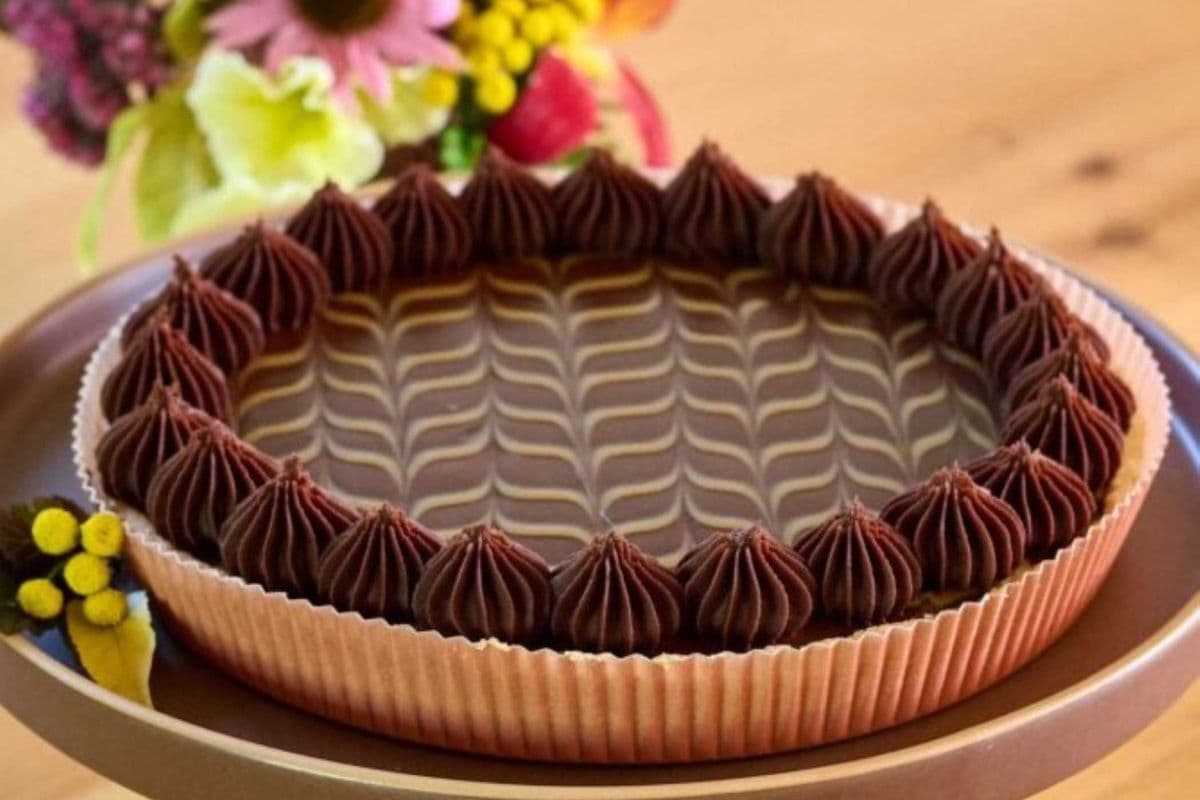 Chocolate Mocha Pie with Caramel
