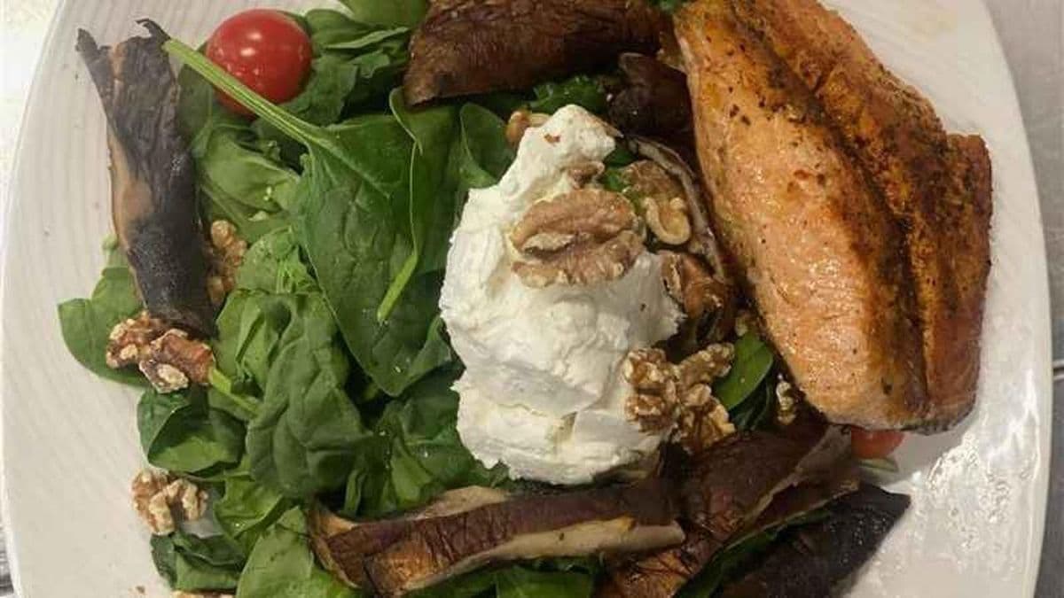 Portobello Salmon Salad