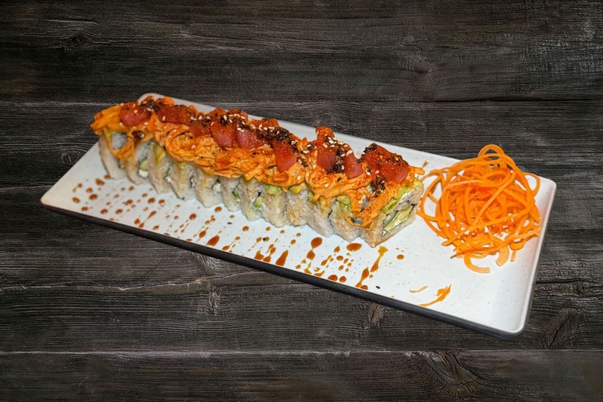 'NEW' Avocado Special Roll (12 pieces)