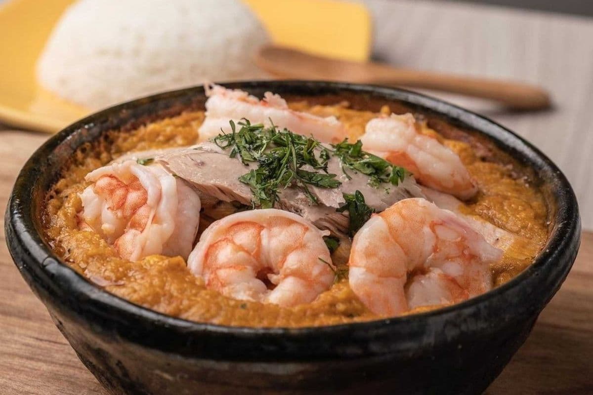 Cazuela de Pescado y Camaron MIXTA con Arroz