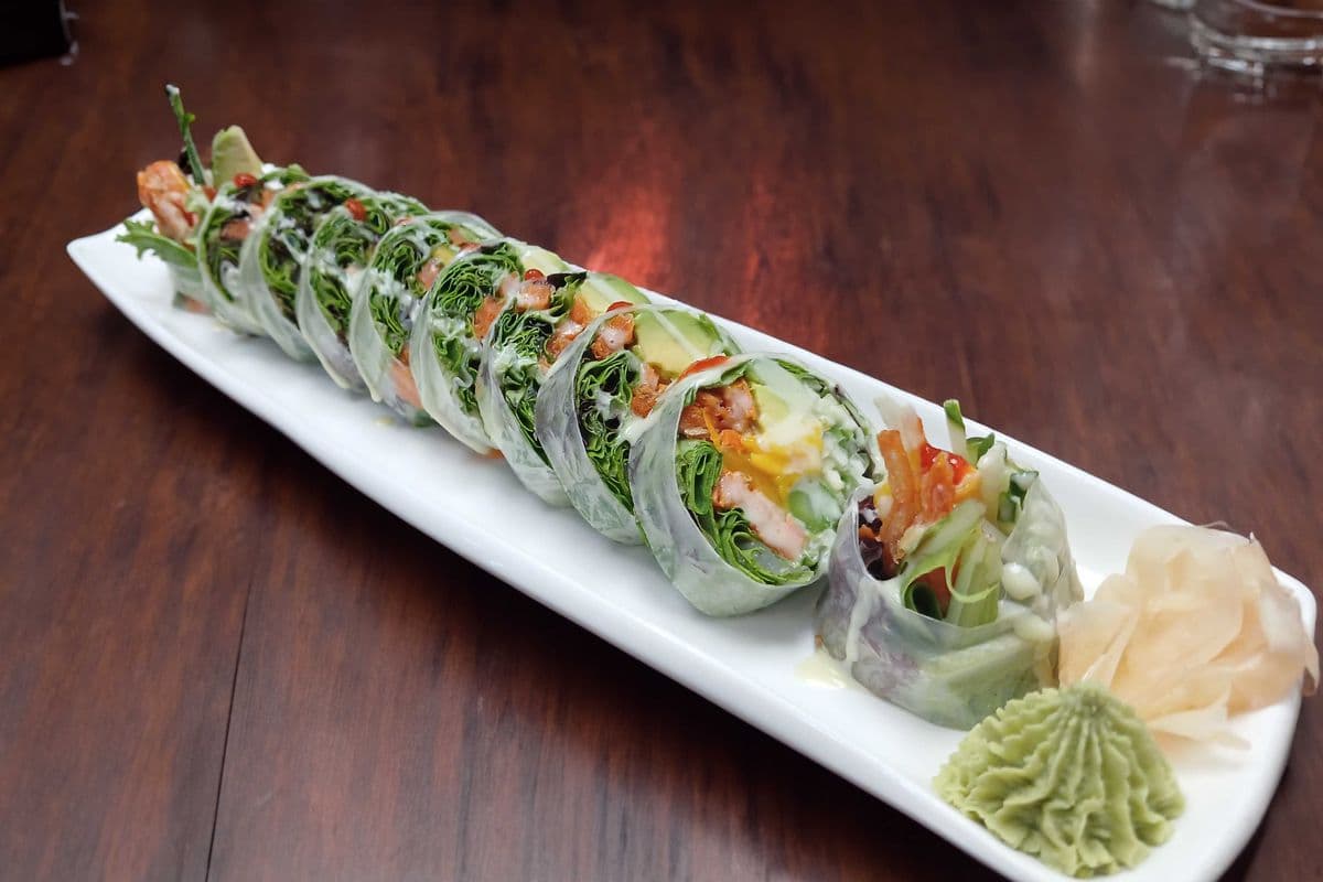 Veggie Cottage Roll (10 pcs)