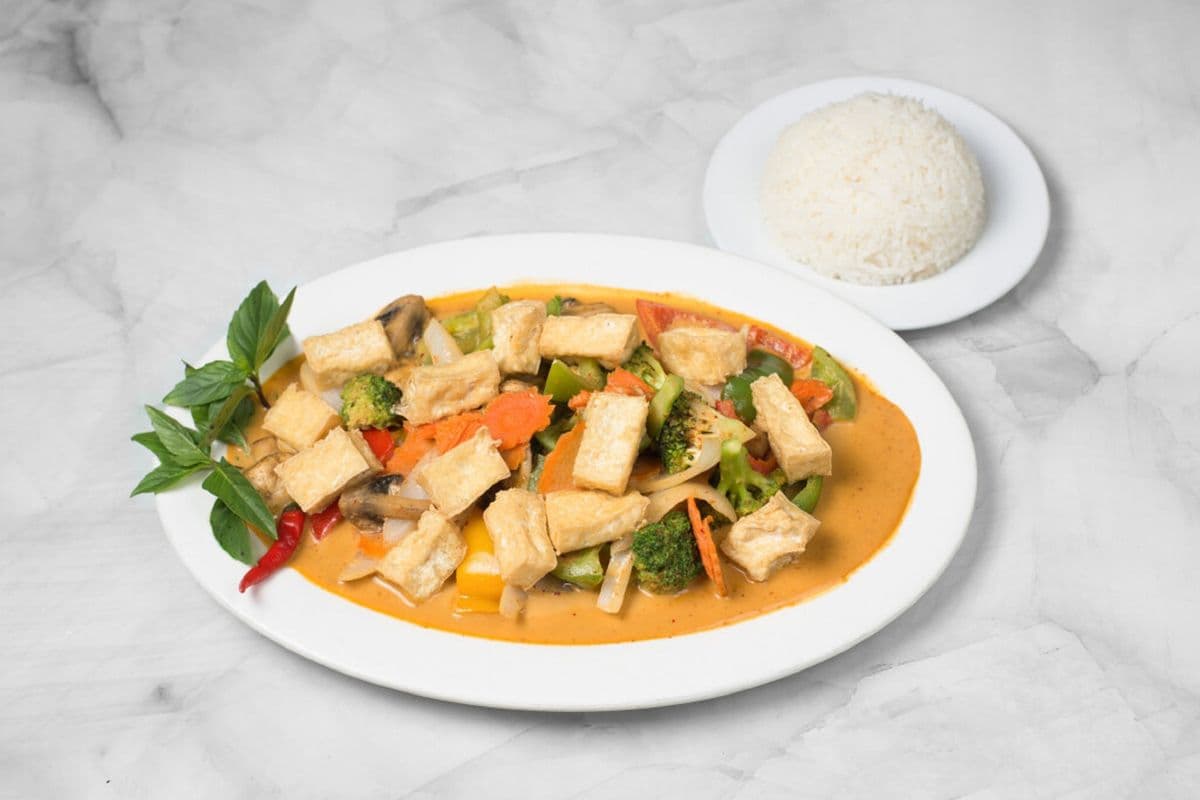 12v. Sizzling Curry Tofu (Mildly Spicy) - Dua hu cari