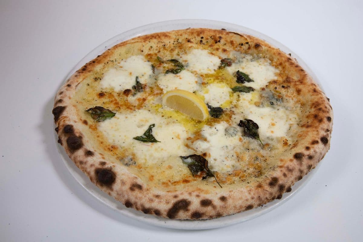 12" Regular Quattro Formaggi Pizza