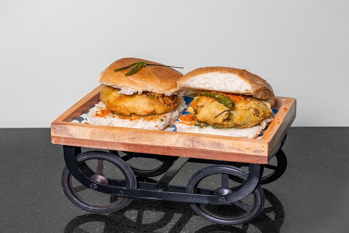 Vada Pav (2pcs)