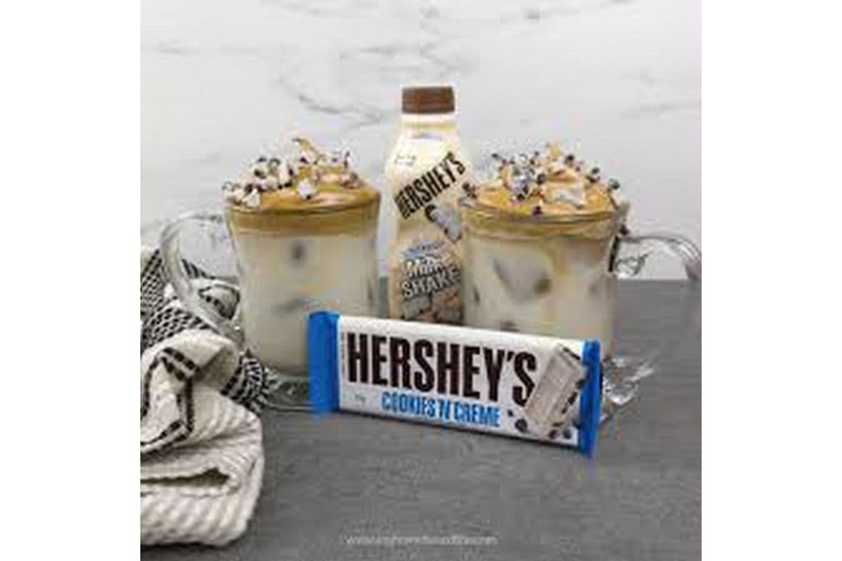 Hershey Cookies and Crème Shake