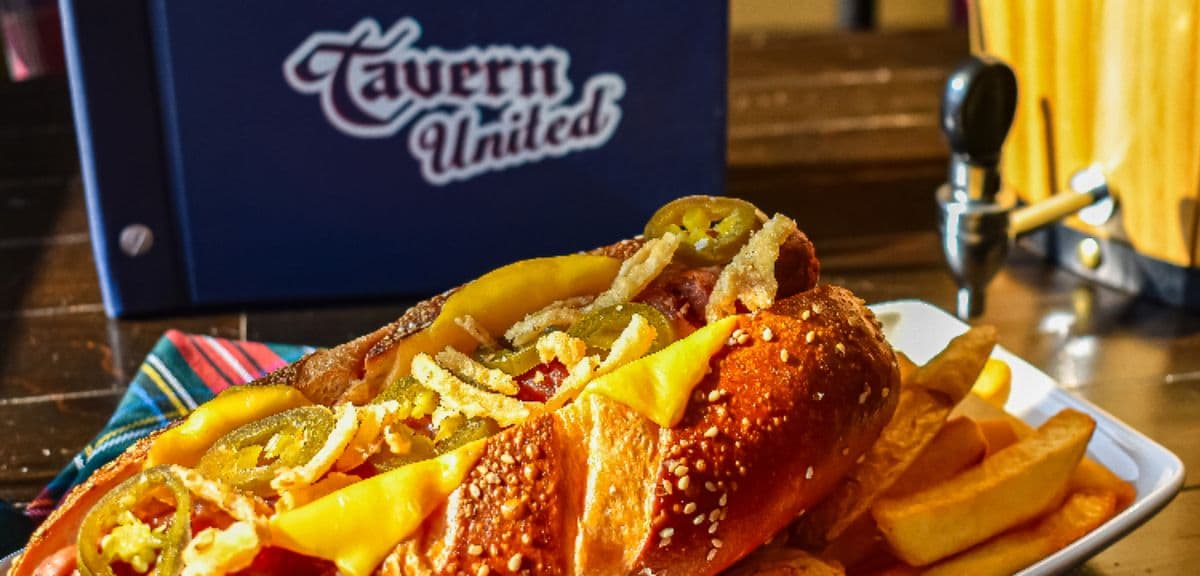TU Signature Speedway Dog