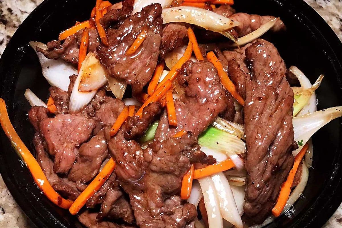9. Onion Beef 葱爆牛肉