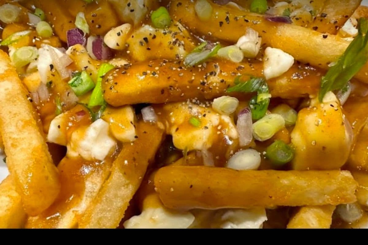 Classic Poutine