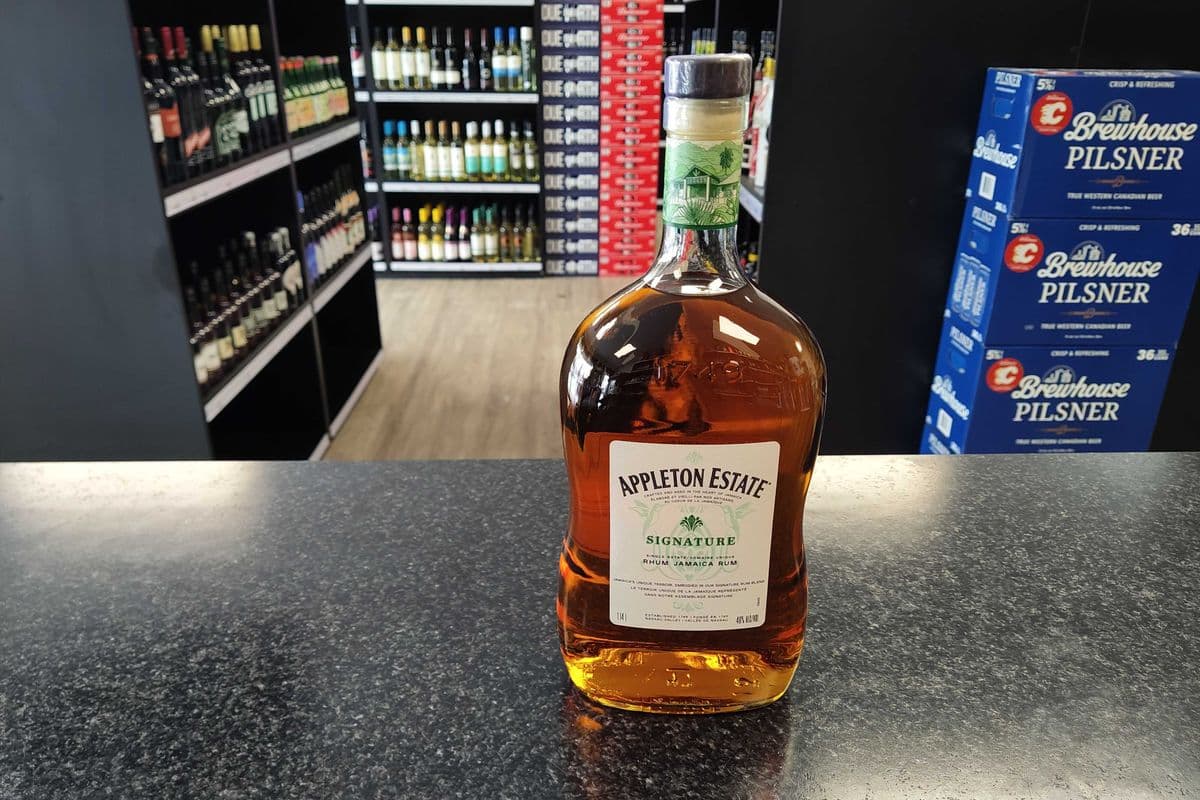 Appleton Estate Signature Blend (1 x 1.14 L Bottle)