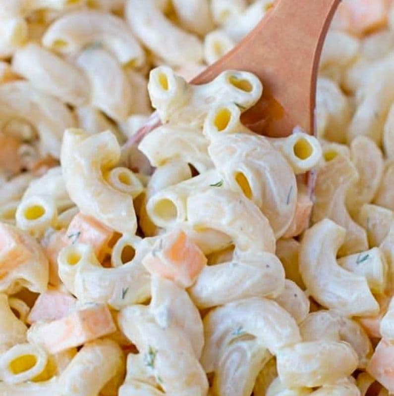 Large 16 oz Creamy Macaroni Salad
