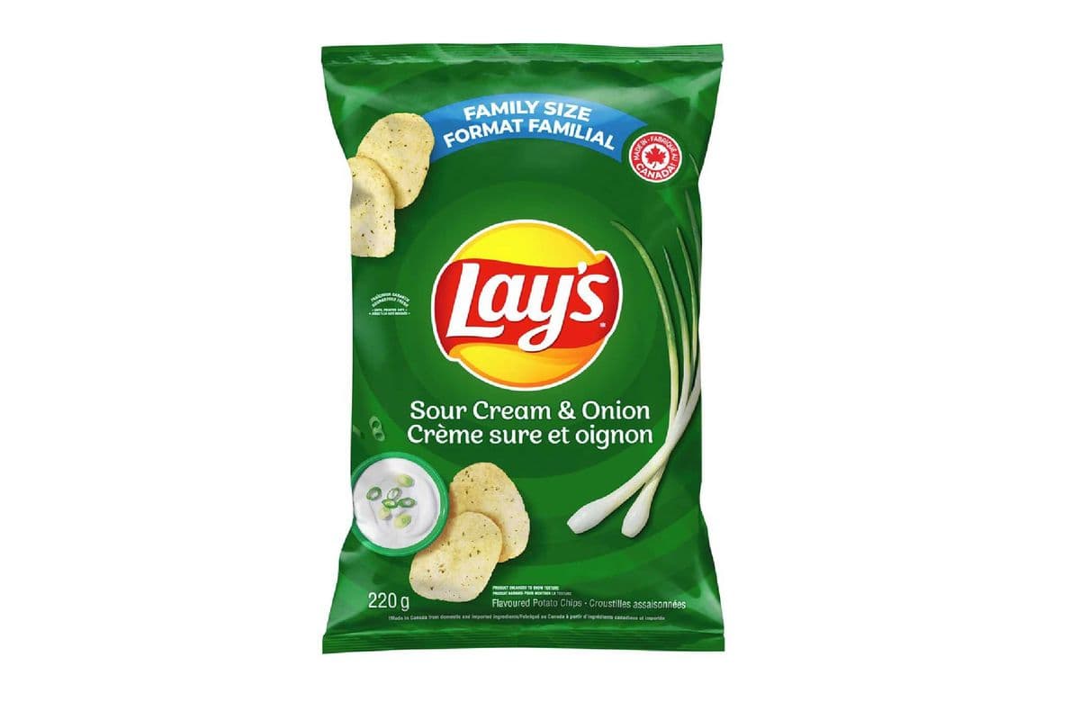 Lays Sour Cream & Onion 220g