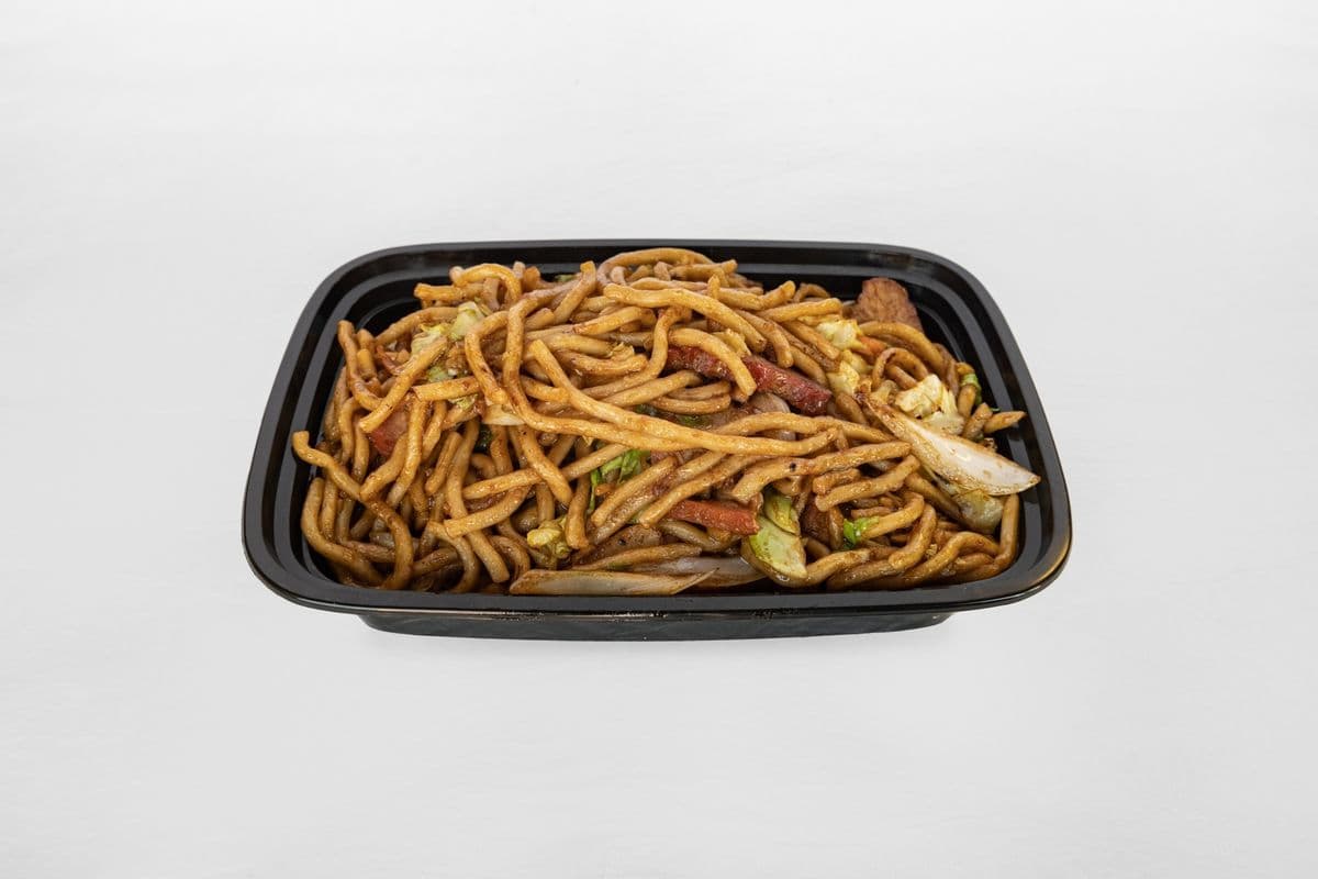 Shanghai-Style Fried Noodle with Pork