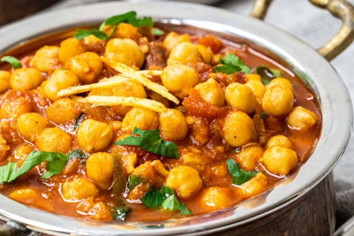 Chana Masala (Savory Indian Chick Peas)