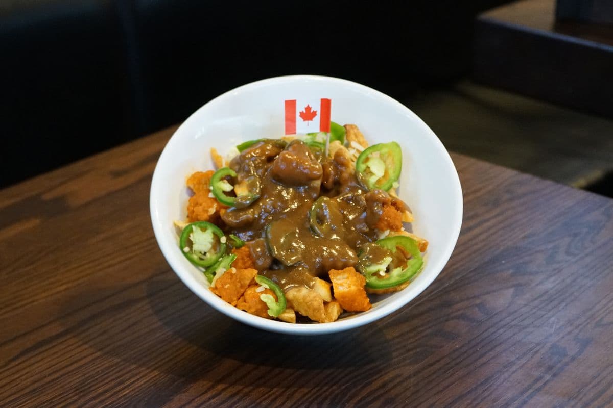 Buffalo Chicken Poutine