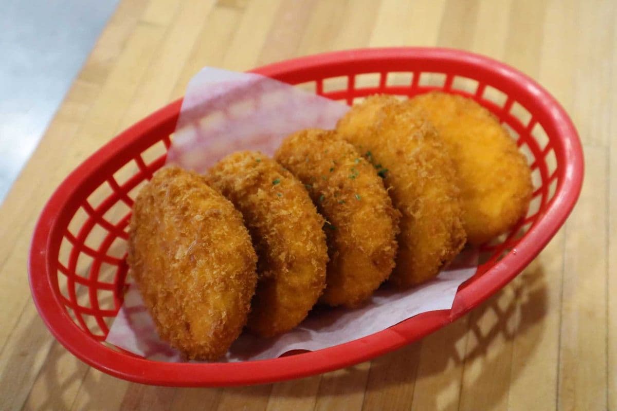 S6.Sweet potato croquettes (5pcs)