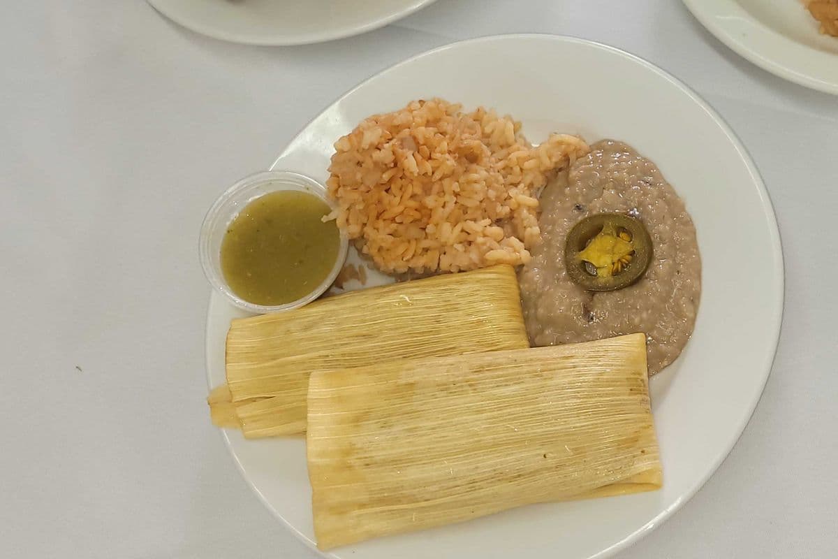 Vegan Tamales (2 pcs)