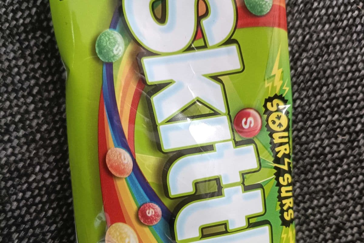 Skittles sour surs (51g)