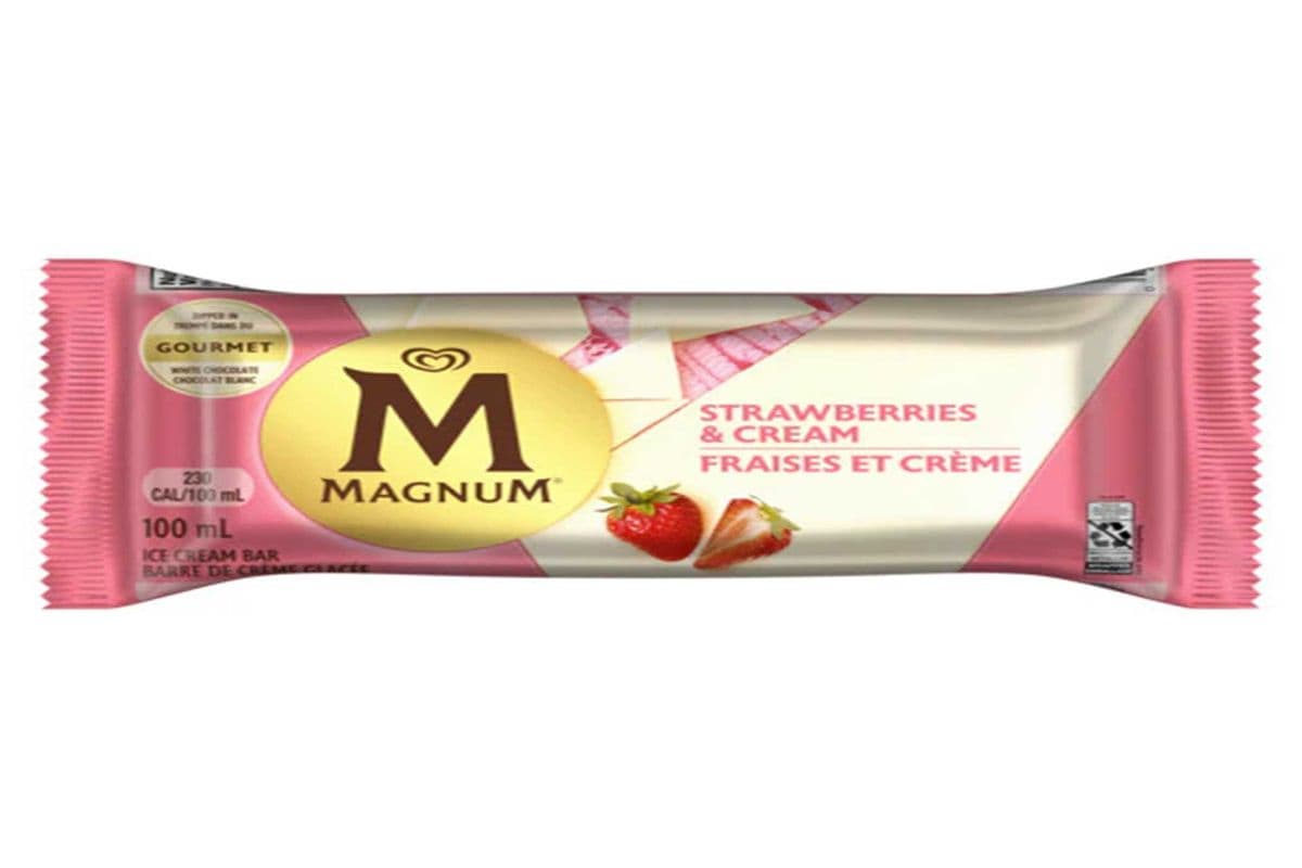 MAGNUM STRAWBERRIES & CREAM ICE CREAM BAR (100ML) (230 Cal)
