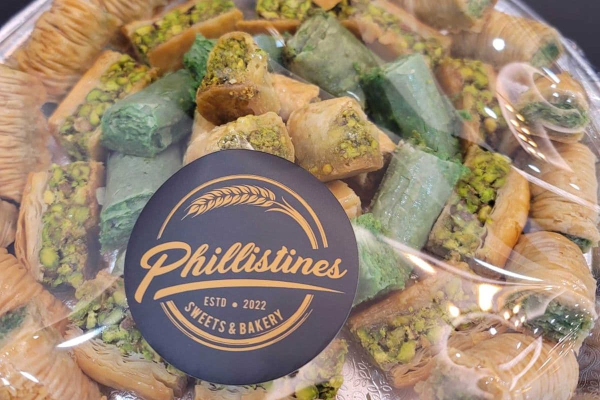 Baklawa Assorted with Pistachio