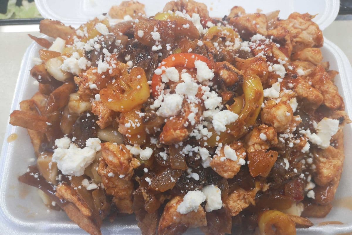 Buffalo Chicken Poutine