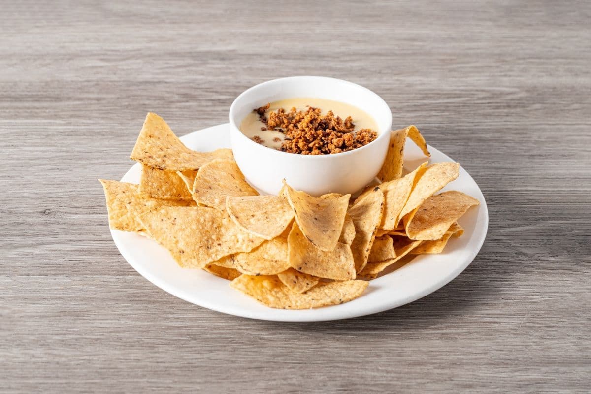 Choriqueso and Chips