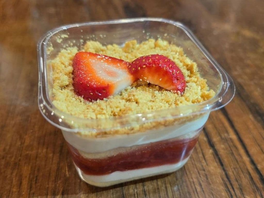 (Small) Strawberry Shortcake