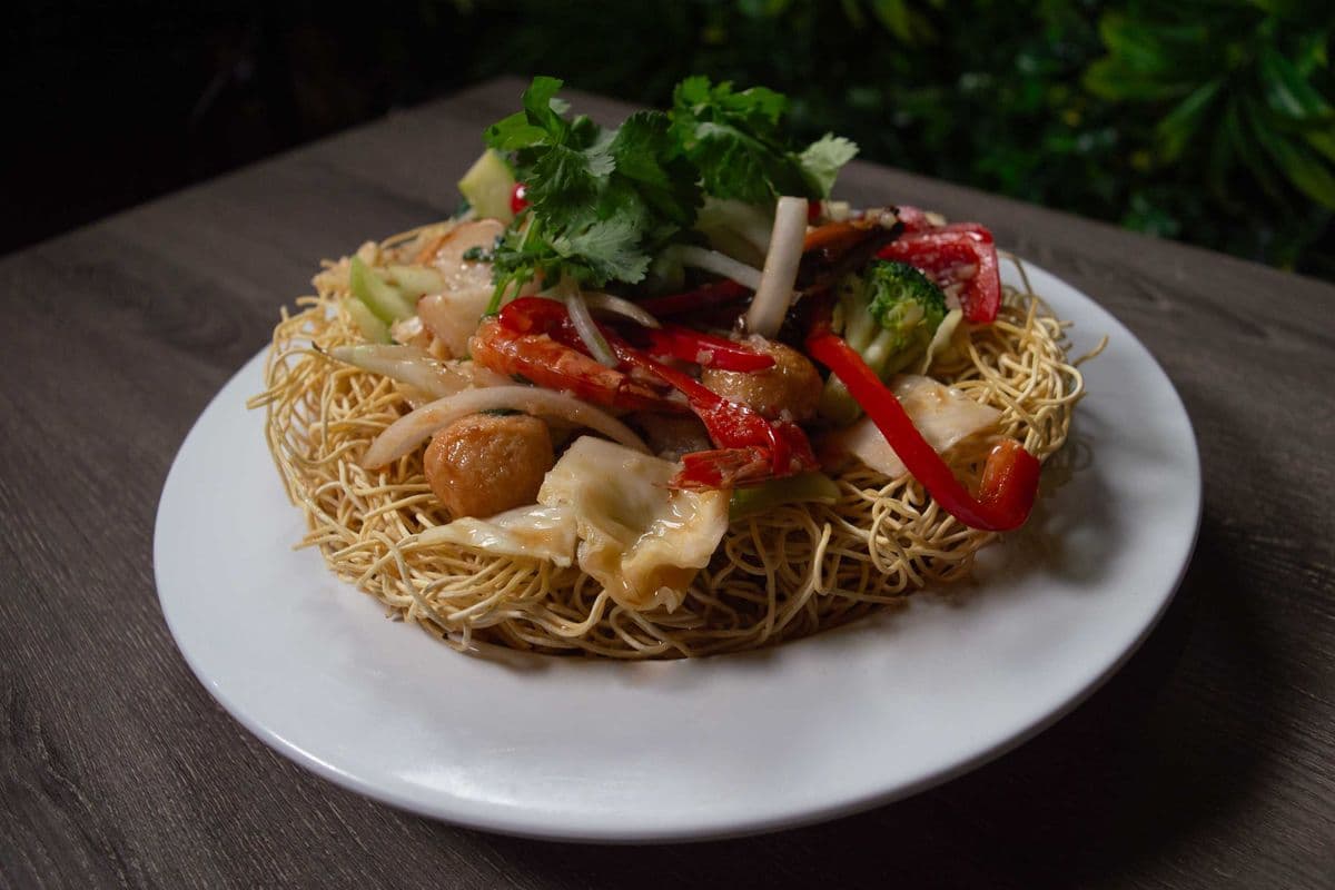 M10. Beef Stir Fried with Rice Noodle