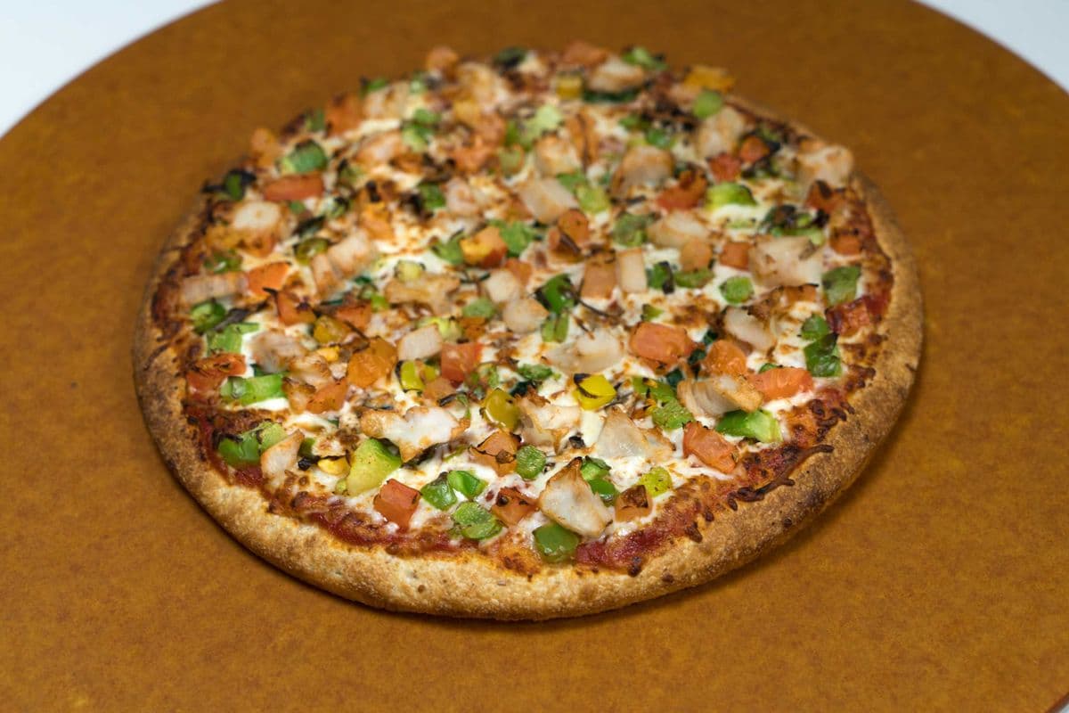 Medium Chicken Ranch Pizza