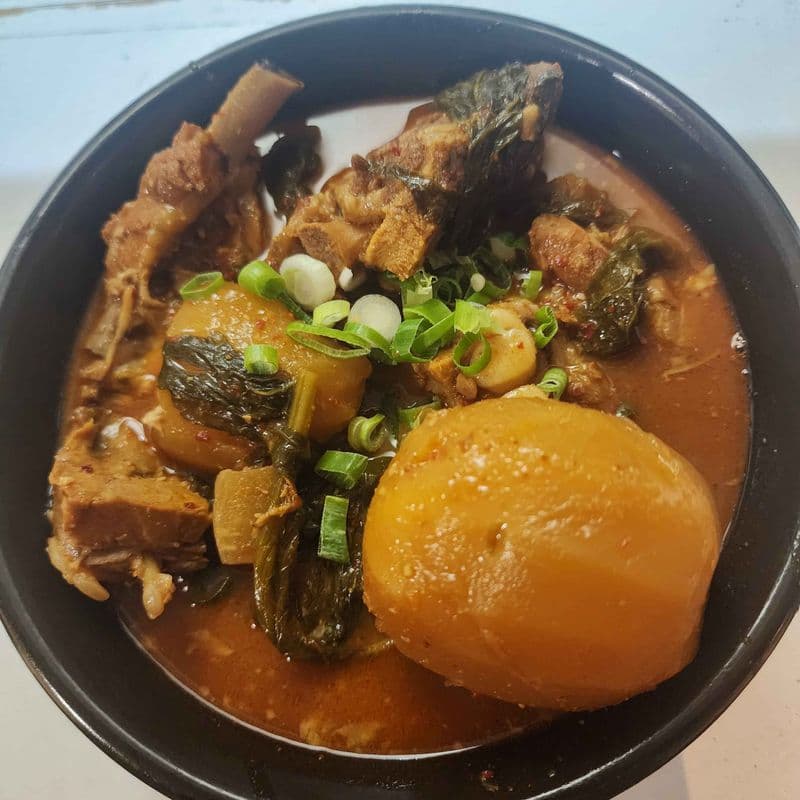 SOUP-우거지 감자탕 Spicy Pork Bone Soup